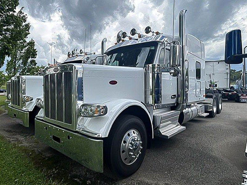 2027 Peterbilt 589 - Stock# 832202